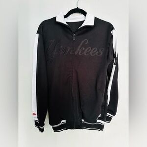 Black New york yankees jacket